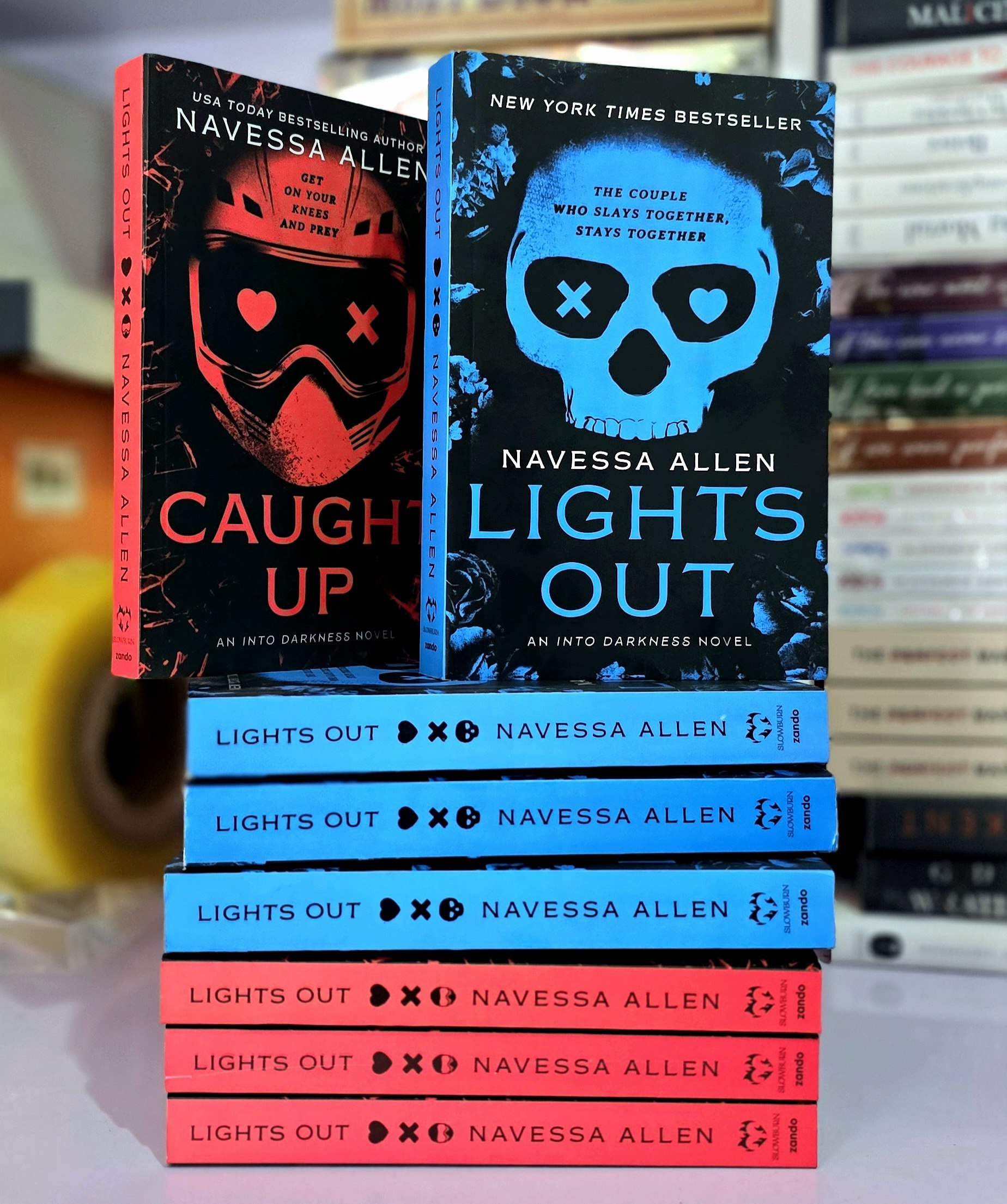 Lights Out – Navessa Allen